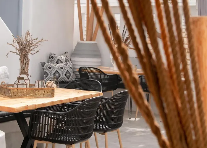 شقة فندقية 8 Keys ناوسا