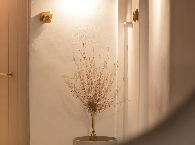 شقة فندقية 8 Keys ناوسا